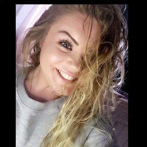 Meet your Posher, Meredith